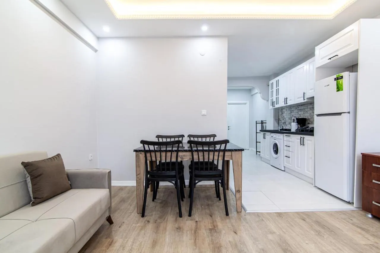 Modern Flat Close To Osmanbey Metro Station Daire İstanbul